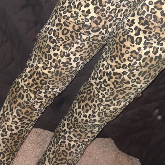 LEOPARD THIGH BOOTS - Picture 4 of 4